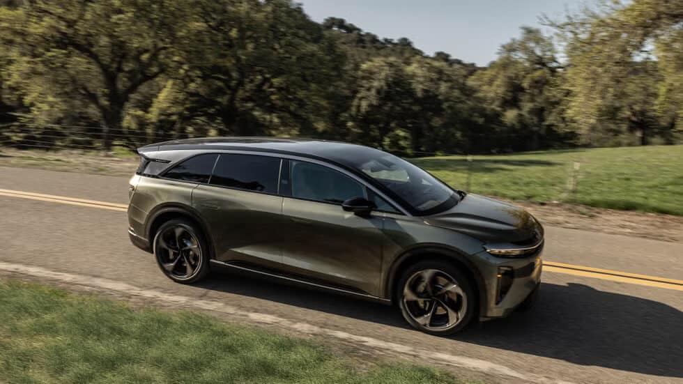 Lucid Gravity SUV Chino
